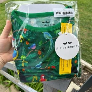 3T LS. Birds 2 piece short sleeve.